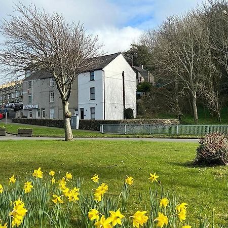 Вилла Caernarfon Modern Townhouse Snowdonia Экстерьер фото