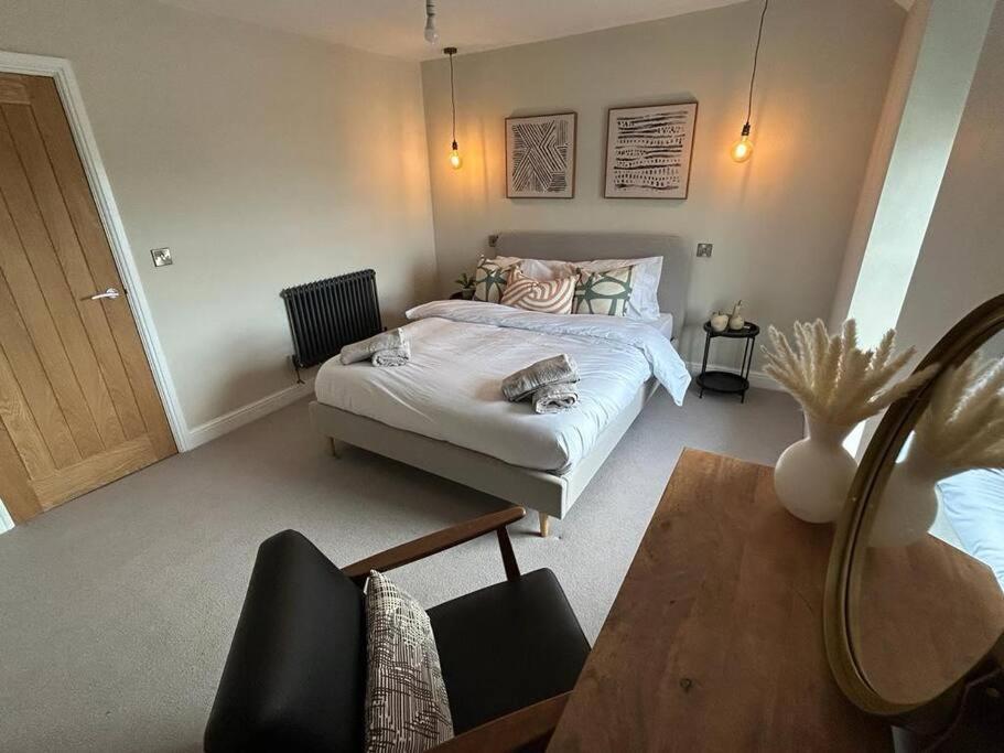 Вилла Caernarfon Modern Townhouse Snowdonia Экстерьер фото
